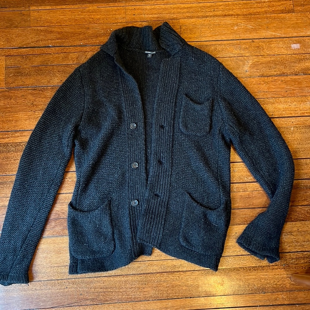James Perse, 100% cashmere sweater, unisex, size 4in JP sizing -equivalent to XL